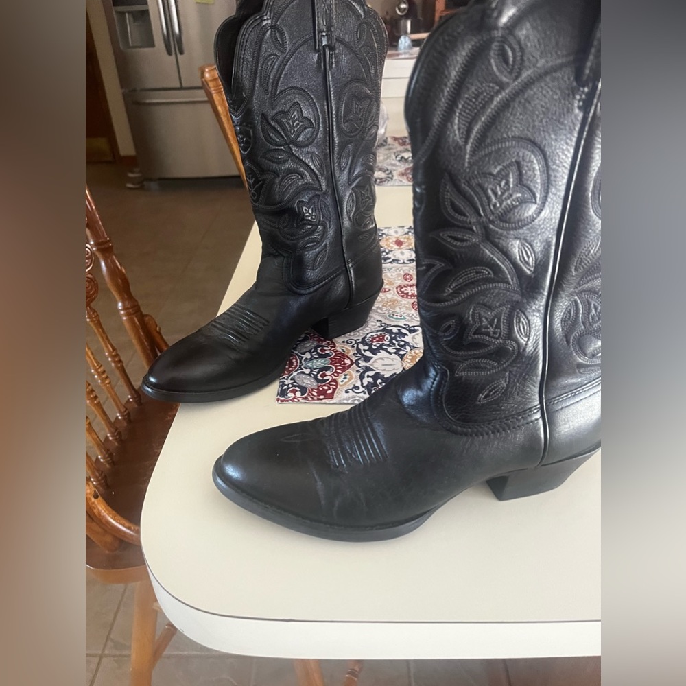 Women ariat boots